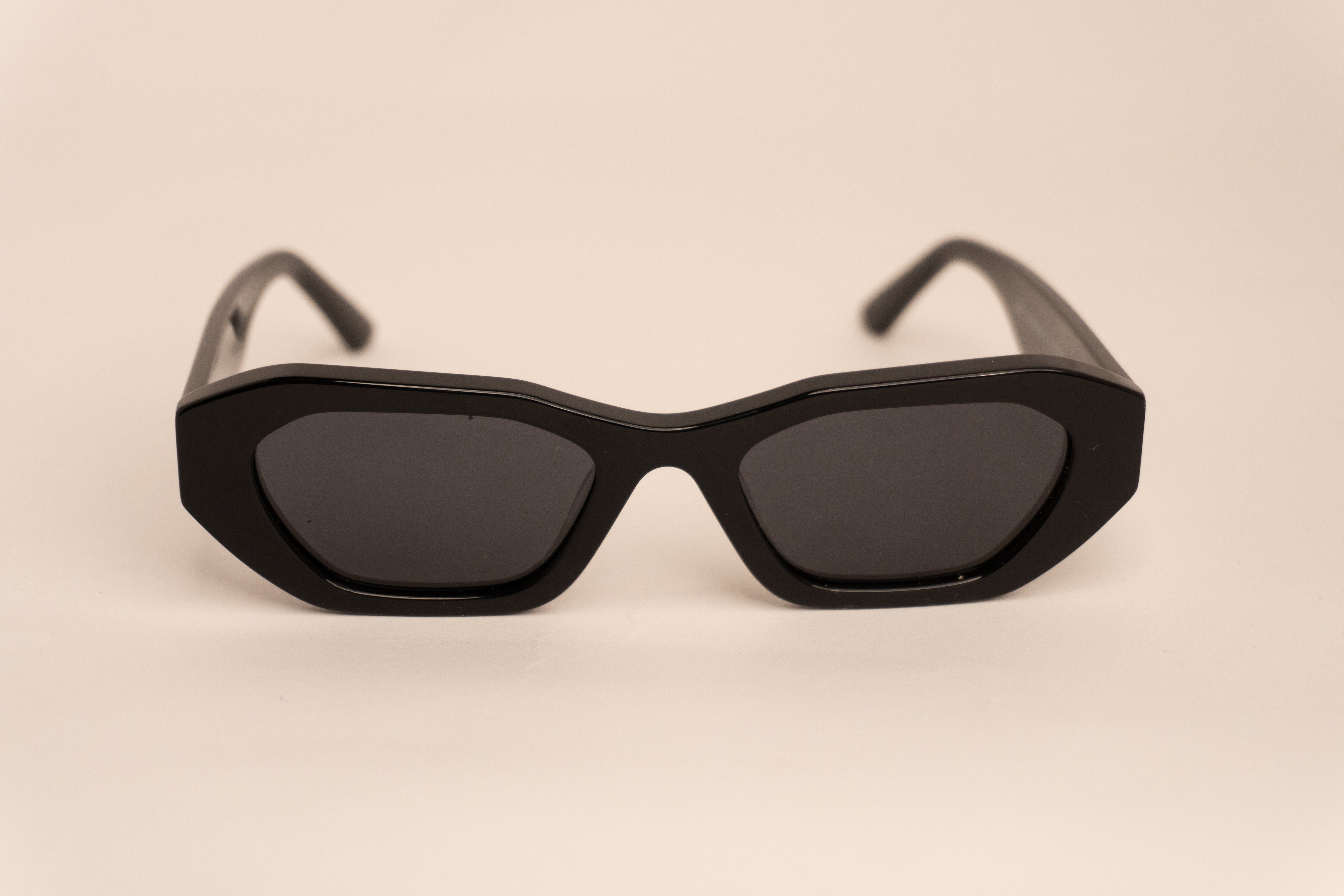 SHADES | 02