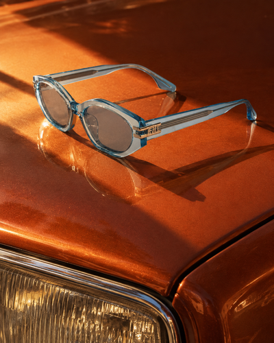SHADES | 001